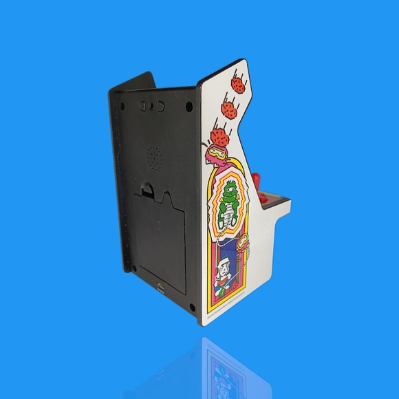 Dig Dug mini arcade game - Picture 5 of 9